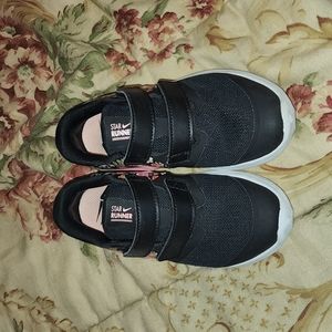 NIKE Star Runner Floral Size 10c